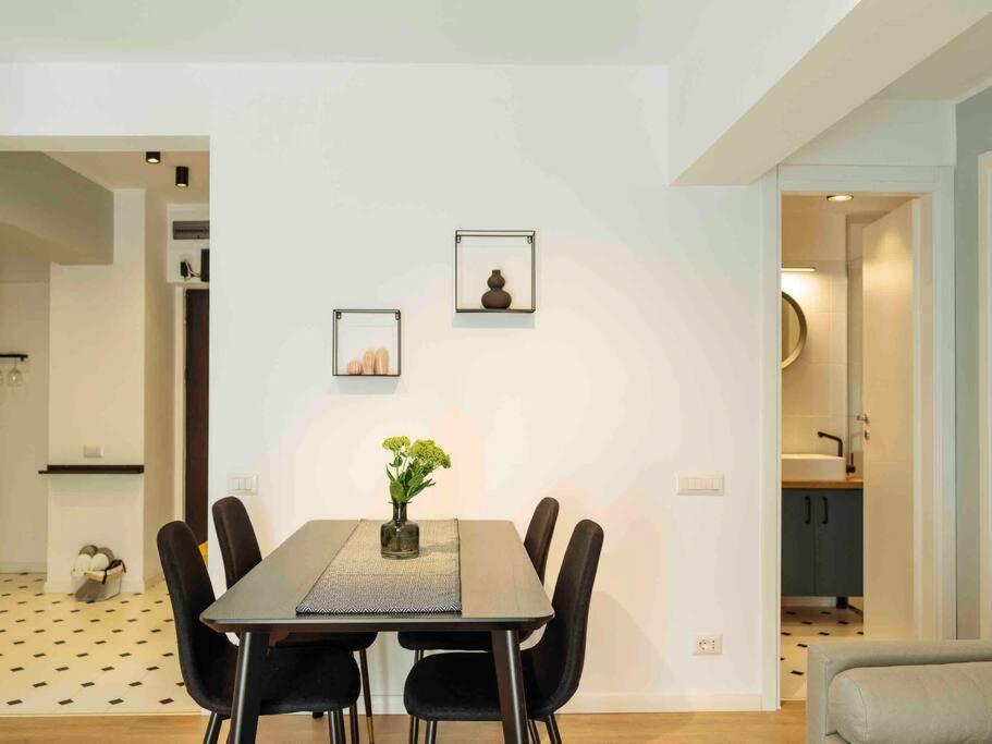 Bright 2Br Apartment - Top Location - City Balcony Bukarest Exterior foto