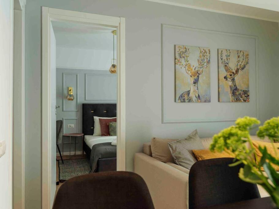 Bright 2Br Apartment - Top Location - City Balcony Bukarest Exterior foto