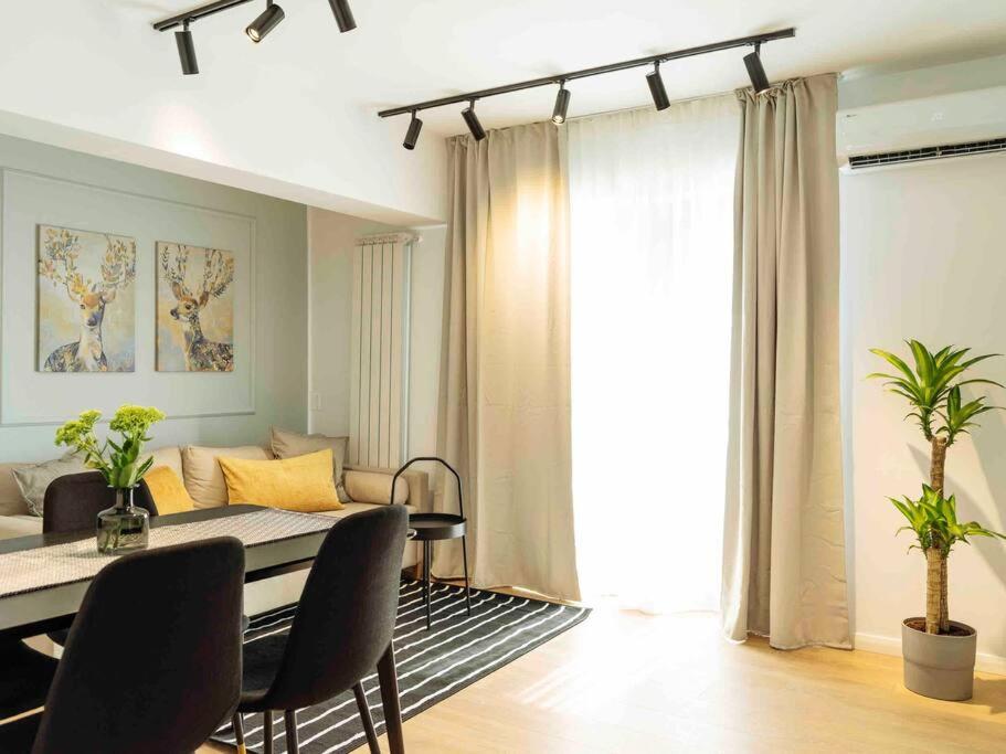 Bright 2Br Apartment - Top Location - City Balcony Bukarest Exterior foto